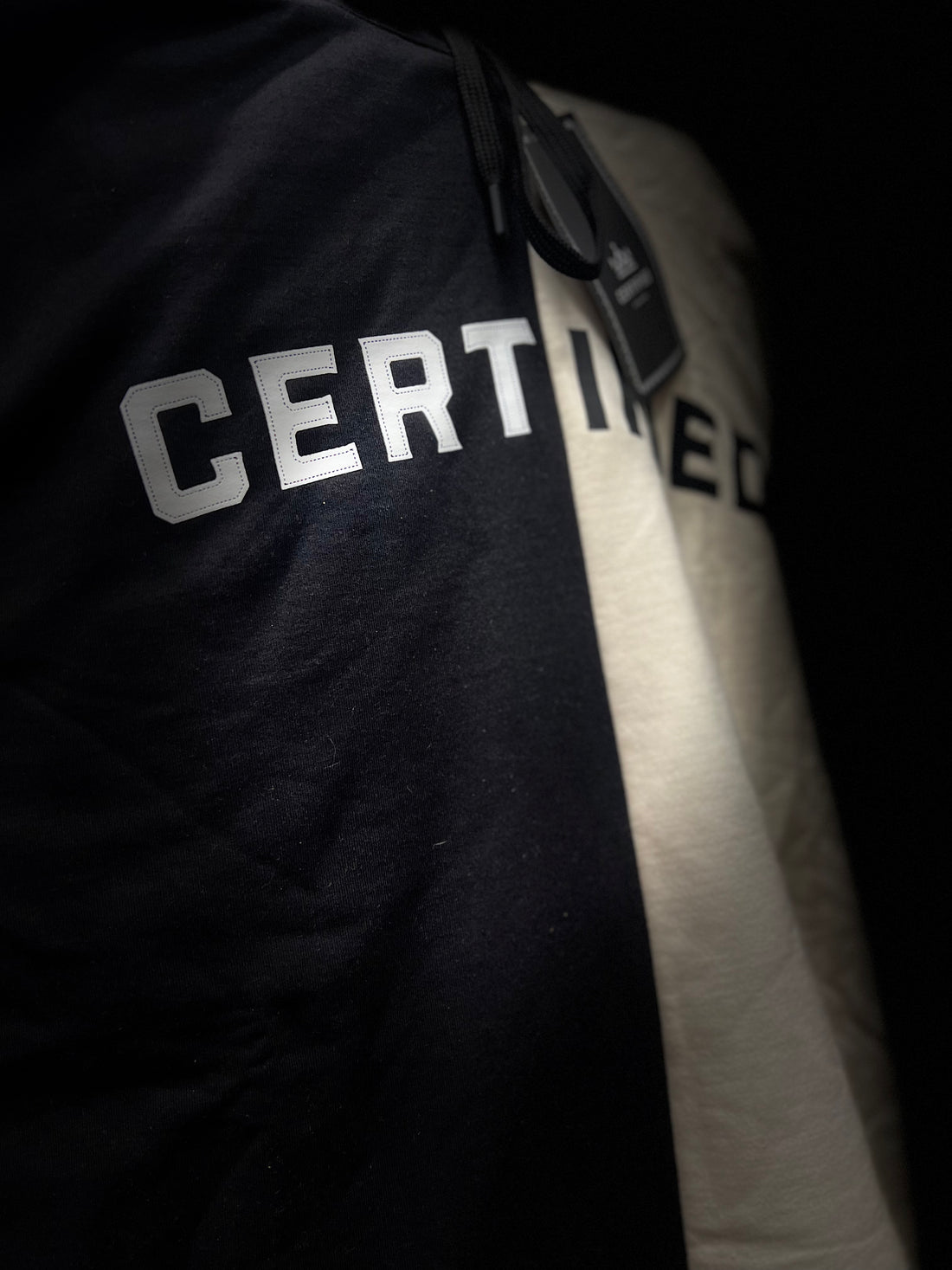 CROWN SPLIT HOODIE HALF CREAM HALF BLACK